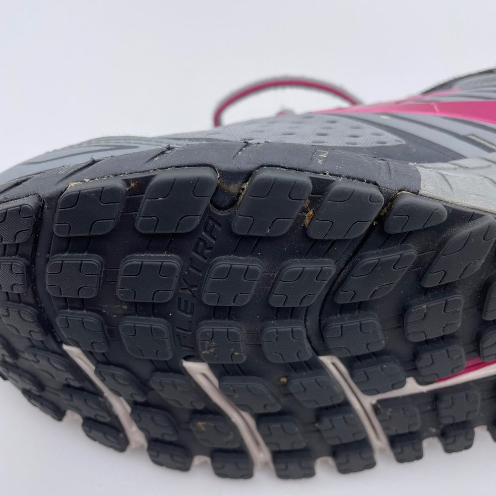 Brooks‎ Woman's Sz 11 Gray and Pink Ariel 18 Running Athletic Tennis Shoes - Picture 7 of 12